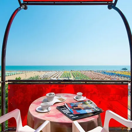 Ariane - Beachfront, Breakfast Xxl & Sea View 3* Rimini