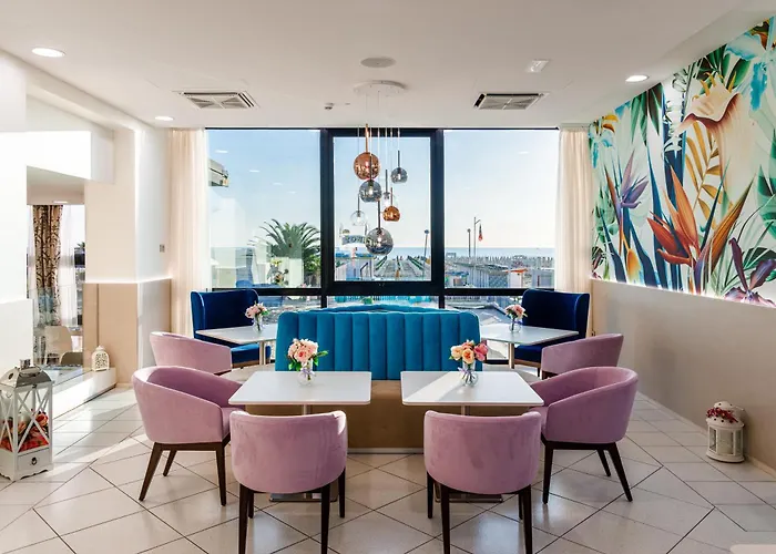 Ariane - Beachfront, Xxl Breakfast & Sea View 3* Rimini