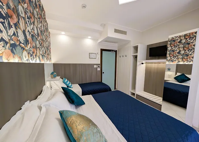 Ariane - Beachfront, Xxl Breakfast & Sea View Hotel