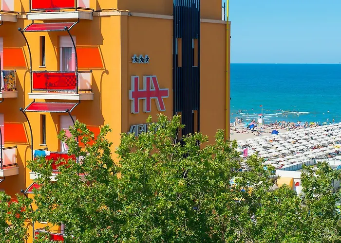 Ariane - Beachfront, Xxl Breakfast & Sea View 3* Rimini