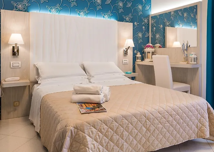 Отель Ariane - Beachfront, Xxl Breakfast & Sea View 3*