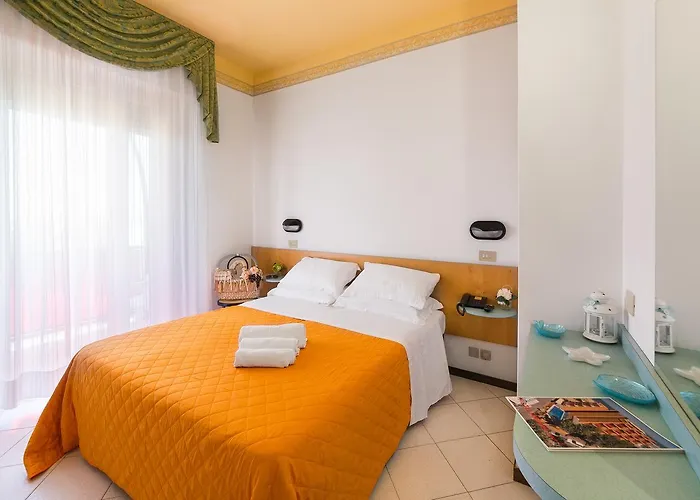 Ariane - Beachfront, Xxl Breakfast & Sea View Hotel