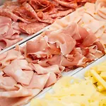 Hotel Ariane - Beachfront, Xxl Breakfast & Sea View Rimini