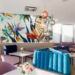 Ariane - Beachfront, Xxl Breakfast & Sea View Hotel Rimini