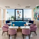 Ariane - Beachfront, Xxl Breakfast & Sea View 3* Rimini
