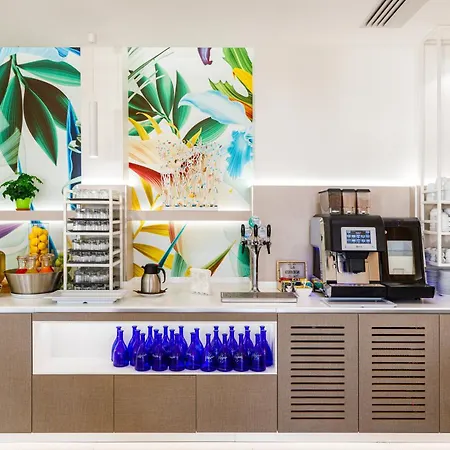 Otel Ariane - Beachfront, Xxl Breakfast & Sea View Rimini