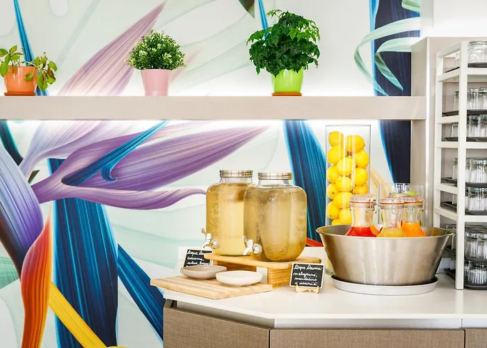 Ariane - Beachfront, Xxl Breakfast & Sea View Otel 3*