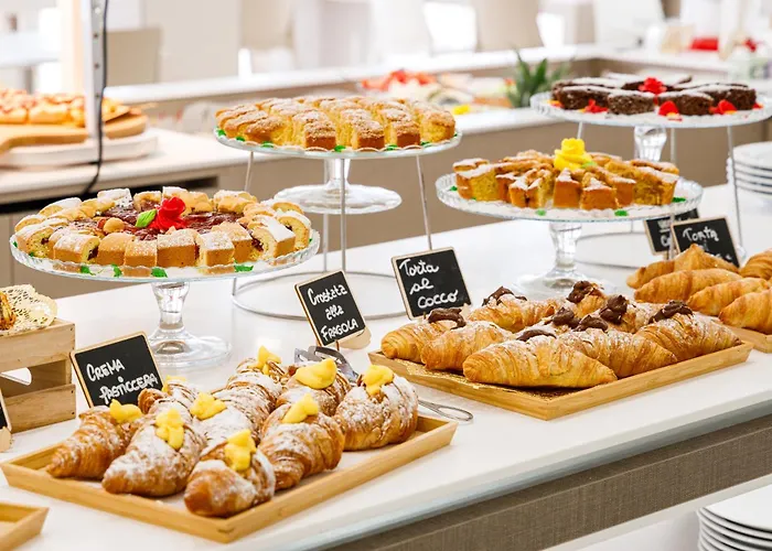 Otel Ariane - Beachfront, Xxl Breakfast & Sea View Rimini