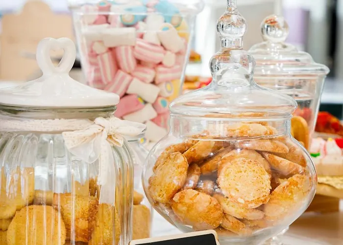 Ariane - Beachfront, Xxl Breakfast & Sea View Otel Rimini