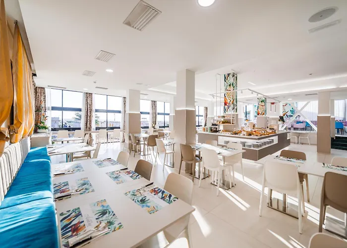 Otel Ariane - Beachfront, Xxl Breakfast & Sea View