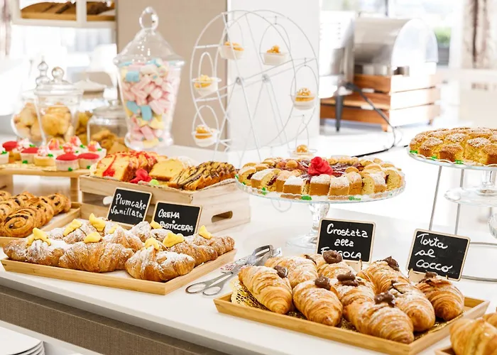 Ariane - Beachfront, Xxl Breakfast & Sea View Otel 3*