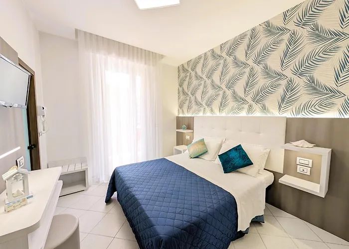 فندق Ariane - Beachfront, Xxl Breakfast & Sea View ريميني